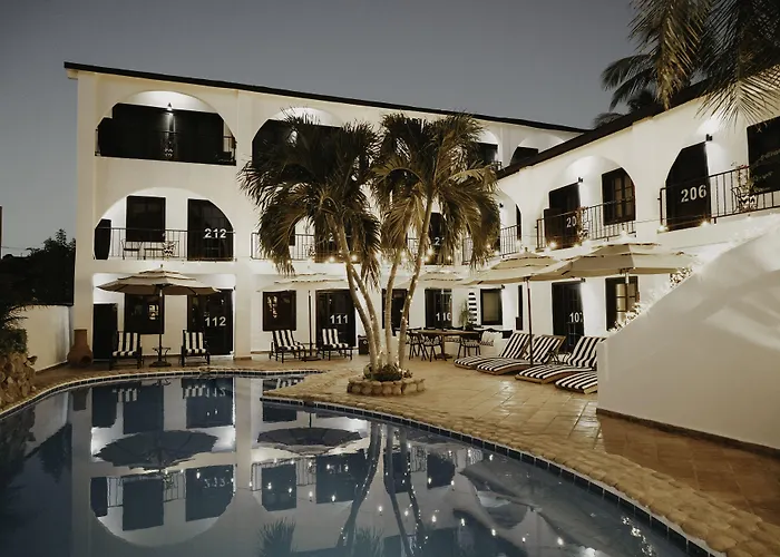 La Marina 4*